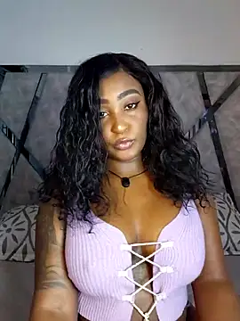 Snapshot of Denise_wolfe21 chatting on 19, 6, 2026 Denise wolfe21 online show from 19, 6, 2026