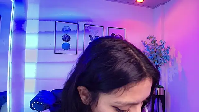 Maddie T18 online show from 27, 3, 2026