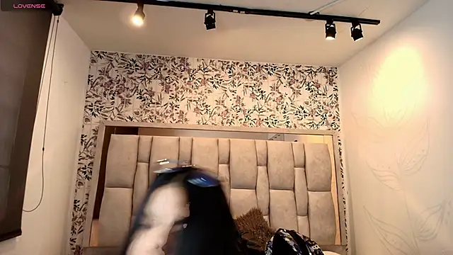 Emily  Cute   online show from 4, 3, 2026