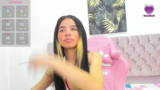 thaliaa smith1 online show from 25, 3, 2026