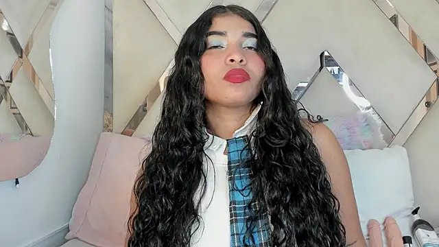 Snapshot of honeyhtx chatting on 31, 5, 2026 honeyhtx online show from 31, 5, 2026