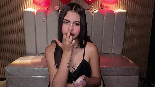 Perla lovely  online show from 16, 2, 2026