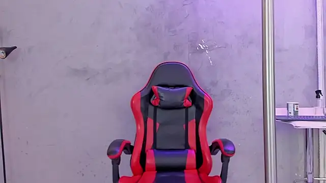 naomi  blair online show from 27, 3, 2026