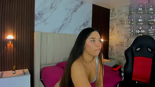 JULIETA DOWSE online show from 4, 3, 2026