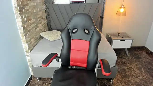 JULIETA DOWSE online show from 10, 2, 2026