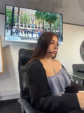 Sweet bellaa  online show from 22, 4, 2026