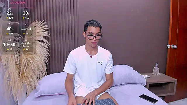 Snapshot of drako18_ chatting on 26, 5, 2026 drako18 online show from 26, 5, 2026