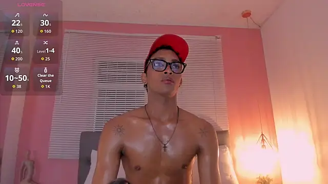 Snapshot of drako18_ chatting on 3, 5, 2026 drako18 online show from 3, 5, 2026