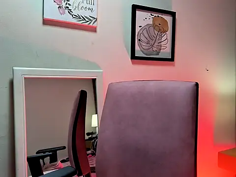 mary luckaysha  online show from 12, 3, 2026