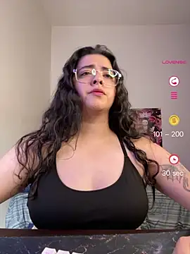 Snapshot of Ales_Kitten_Live chatting on 20, 5, 2026 Ales Kitten Live online show from 20, 5, 2026