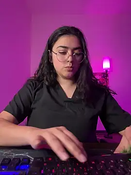 Ales Kitten Live online show from 19, 2, 2026