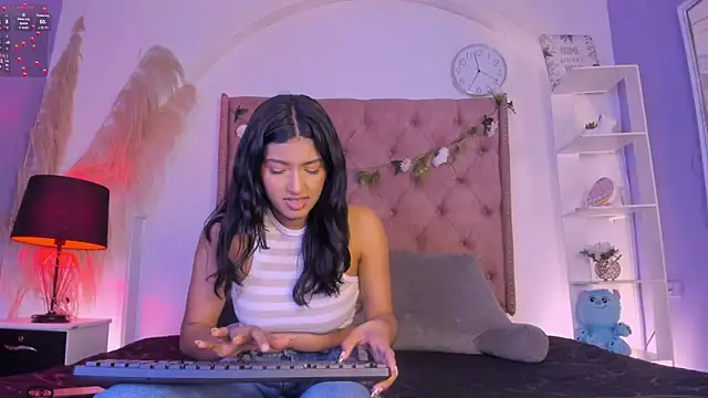 Snapshot of Lia_Passion chatting on 23, 4, 2026 Lia Passion online show from 23, 4, 2026