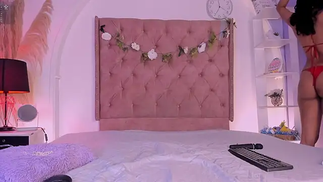 Lia Passion online show from 7, 4, 2026