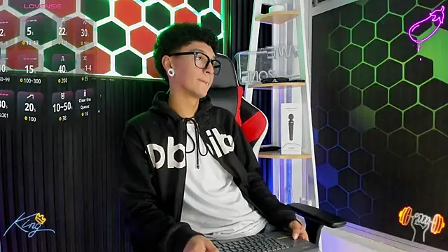 David Banks  online show from 18, 4, 2026