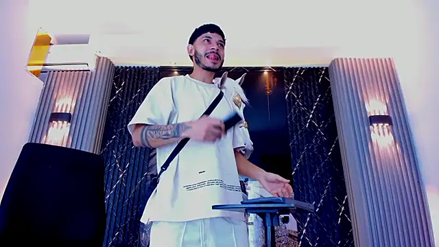 the knights of the night online show from 8, 2, 2026