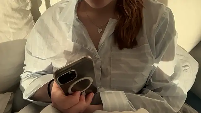 Lucyschickt online show from 1, 4, 2026