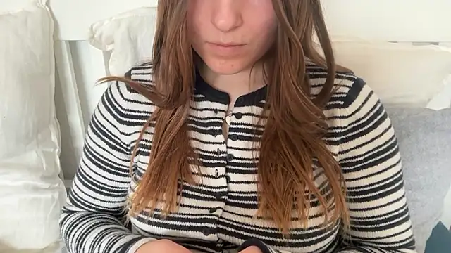 Lucyschickt online show from 10, 3, 2026