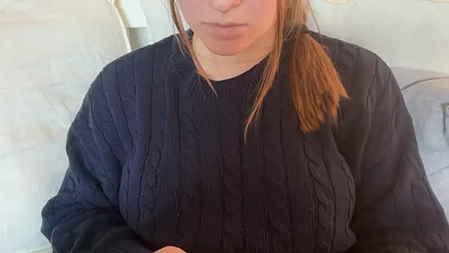 Lucyschickt online show from 15, 4, 2026