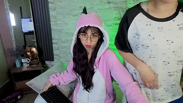 suggar angel online show from 12, 3, 2026