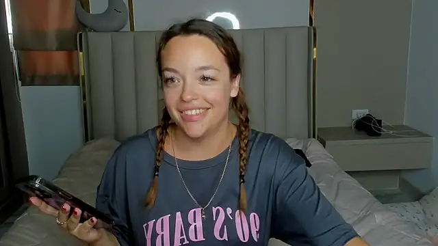 stellaa quenn online show from 9, 4, 2026