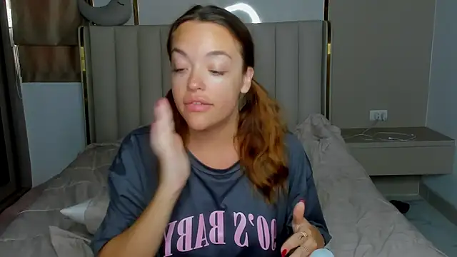 stellaa quenn online show from 23, 4, 2026