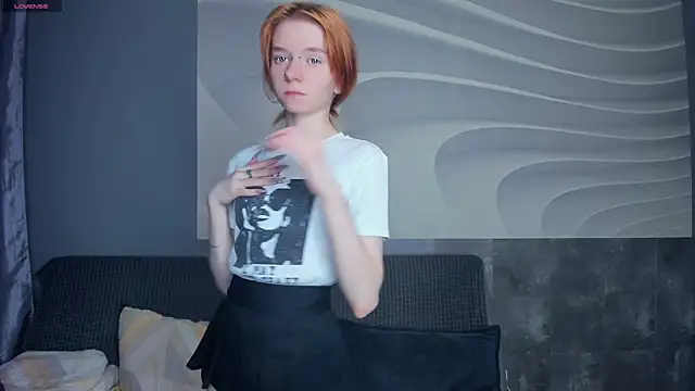 Snapshot of TarynPalek chatting on 25, 4, 2026 TarynPalek online show from 25, 4, 2026