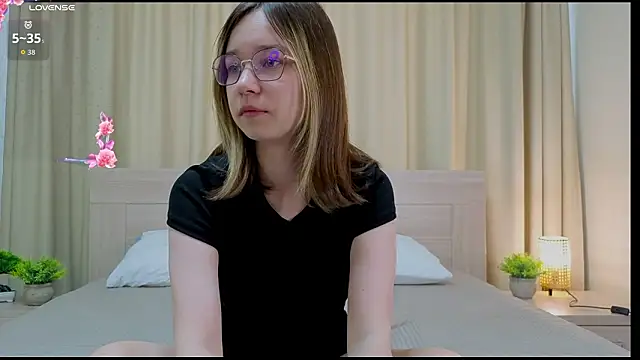 alorenna online show from 12, 2, 2026