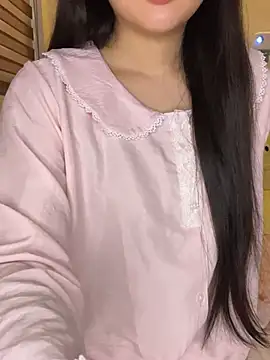 Luna Nhii05 online show from 4, 2, 2026