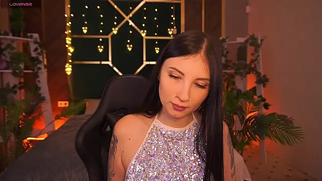 LunaaMay online show from 25, 2, 2026