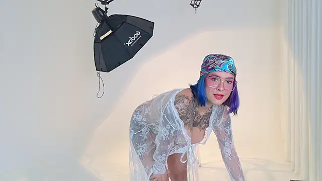 annie hawk online show from 10, 7, 2026