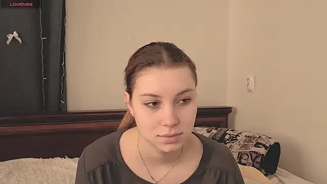 JadwigaTagliavia online show from 27, 3, 2026