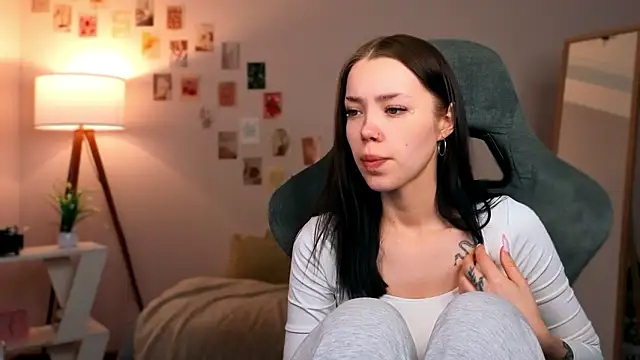 Vexnexe online show from 9, 2, 2026