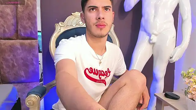 Apolo Gray online show from 6, 3, 2026