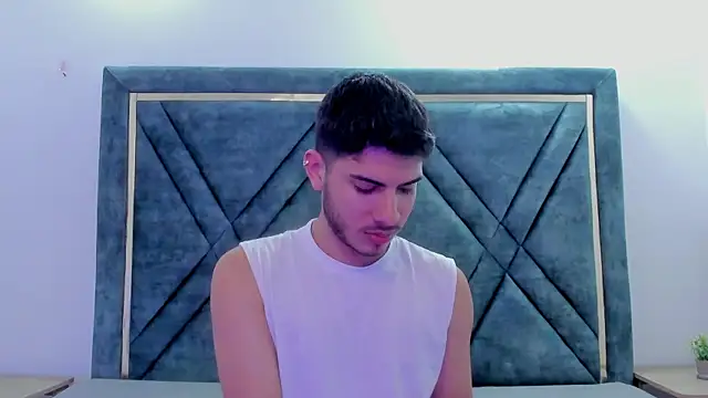 Apolo Gray online show from 18, 2, 2026