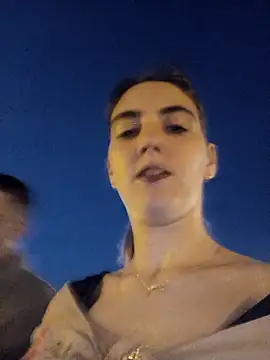 laparejaideal08 online show from 22, 4, 2026