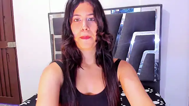 SamanthaHill  online show from 13, 2, 2026