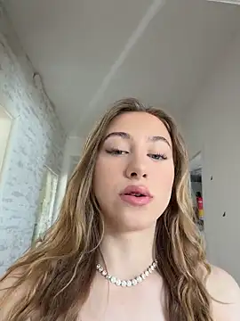 romyxxs online show from 15, 5, 2026