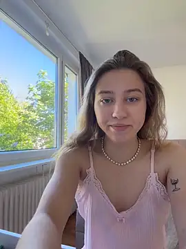 romyxxs online show from 8, 5, 2026