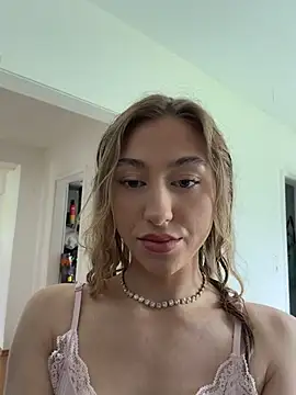 romyxxs online show from 14, 5, 2026