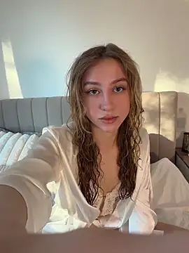 romyxxs online show from 14, 4, 2026