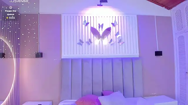  Kailythompson online show from 25, 2, 2026