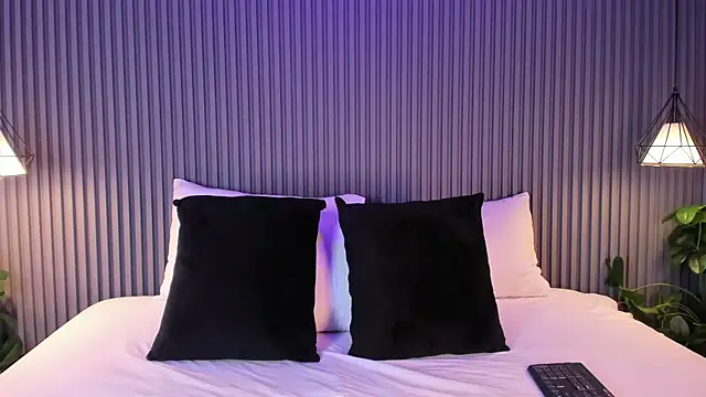 Yalezka  online show from 18, 4, 2026