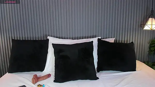 Yalezka  online show from 27, 2, 2026