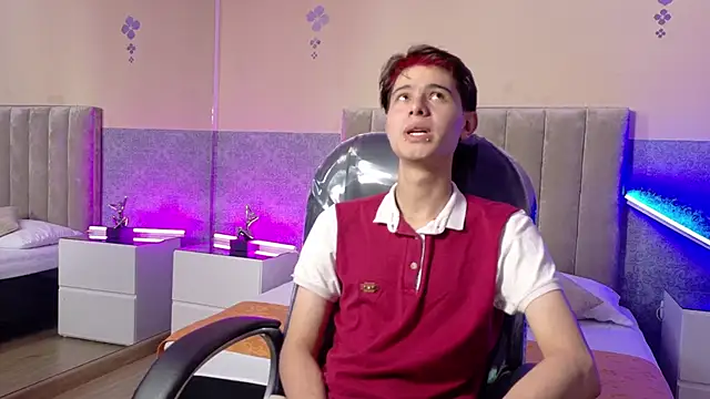 Derek Sinn online show from 3, 4, 2026