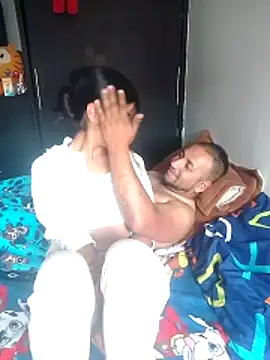 Roxan King online show from 5, 3, 2026