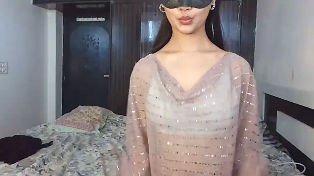 Snapshot of Alina_Teen chatting on 4, 6, 2026 Alina Teen online show from 4, 6, 2026