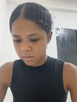 LIA PARKERR online show from 13, 4, 2026