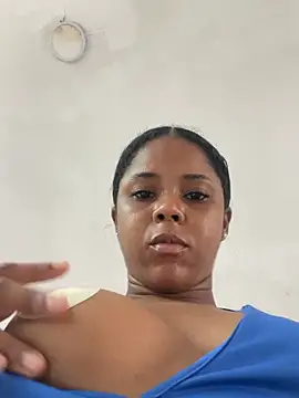 LIA PARKERR online show from 25, 3, 2026