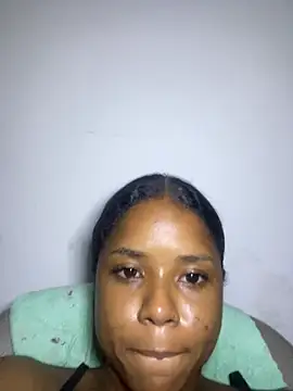 LIA PARKERR online show from 5, 7, 2026