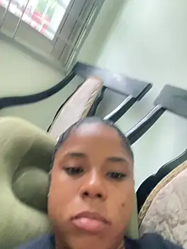LIA PARKERR online show from 30, 4, 2026